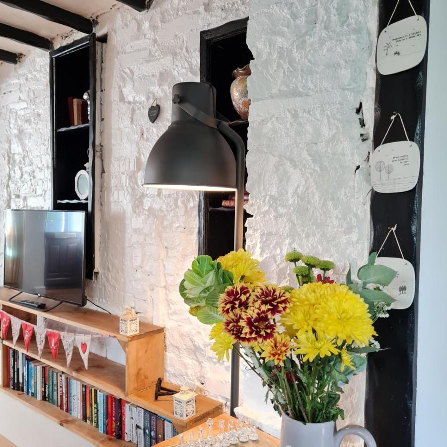 Old Road Cottage Pet Friendly Outdoors Beaches Neath Εξωτερικό φωτογραφία